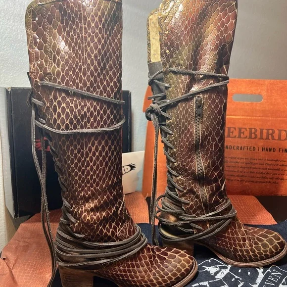Freebird by Steven | Shoes | Freebird By Steven Coal Rare  display picture 1